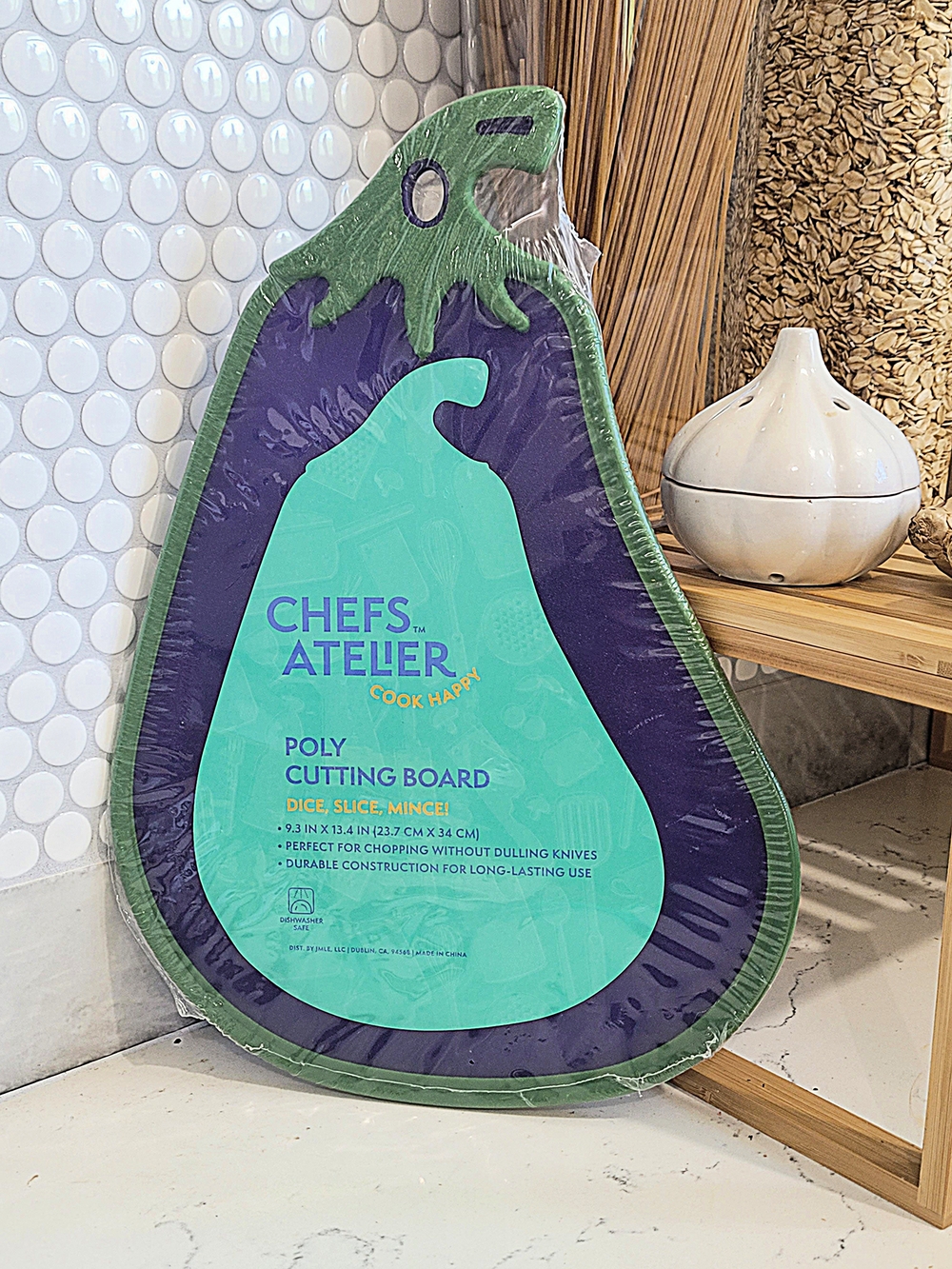 Chefs Atelier Eggplant Poly Cutting Board - Green & Purple Dun For Kids